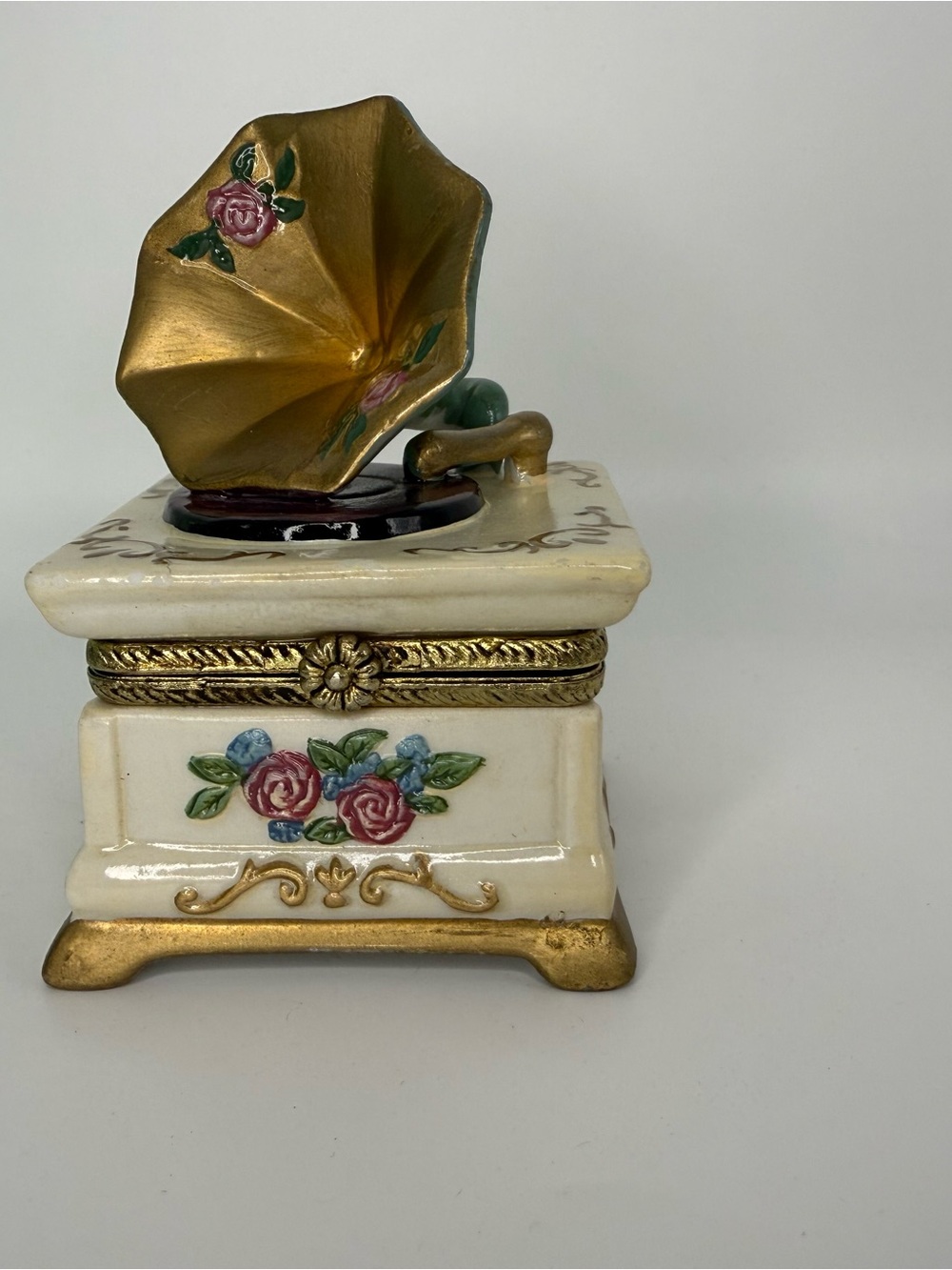 Vintage Porcelain Gramophone Trinket Box Phonograph Ceramic Rose Jewelry Case